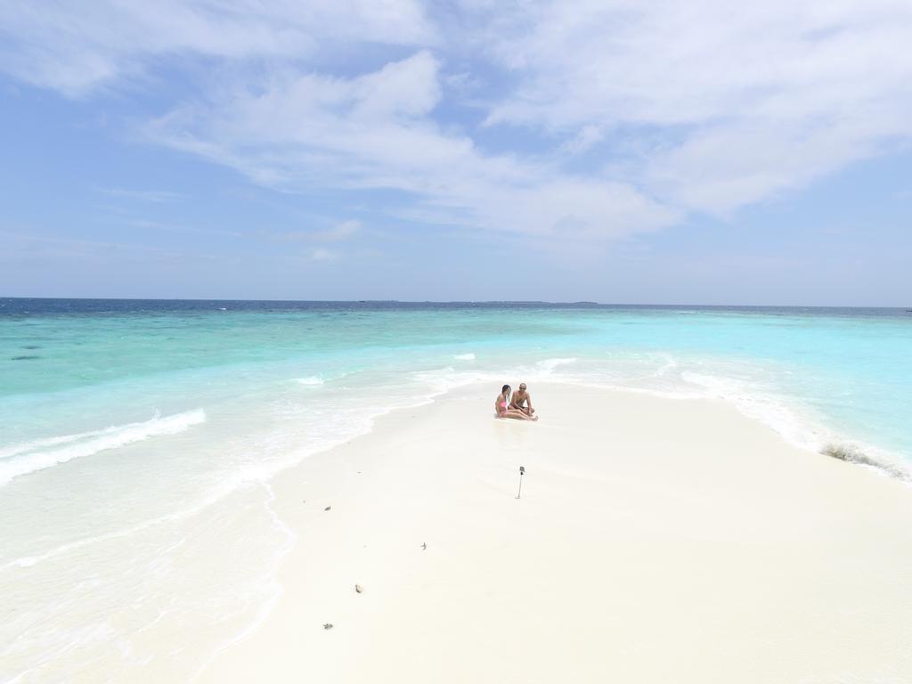 Royal Pearl Inn Maafushi Exterior photo